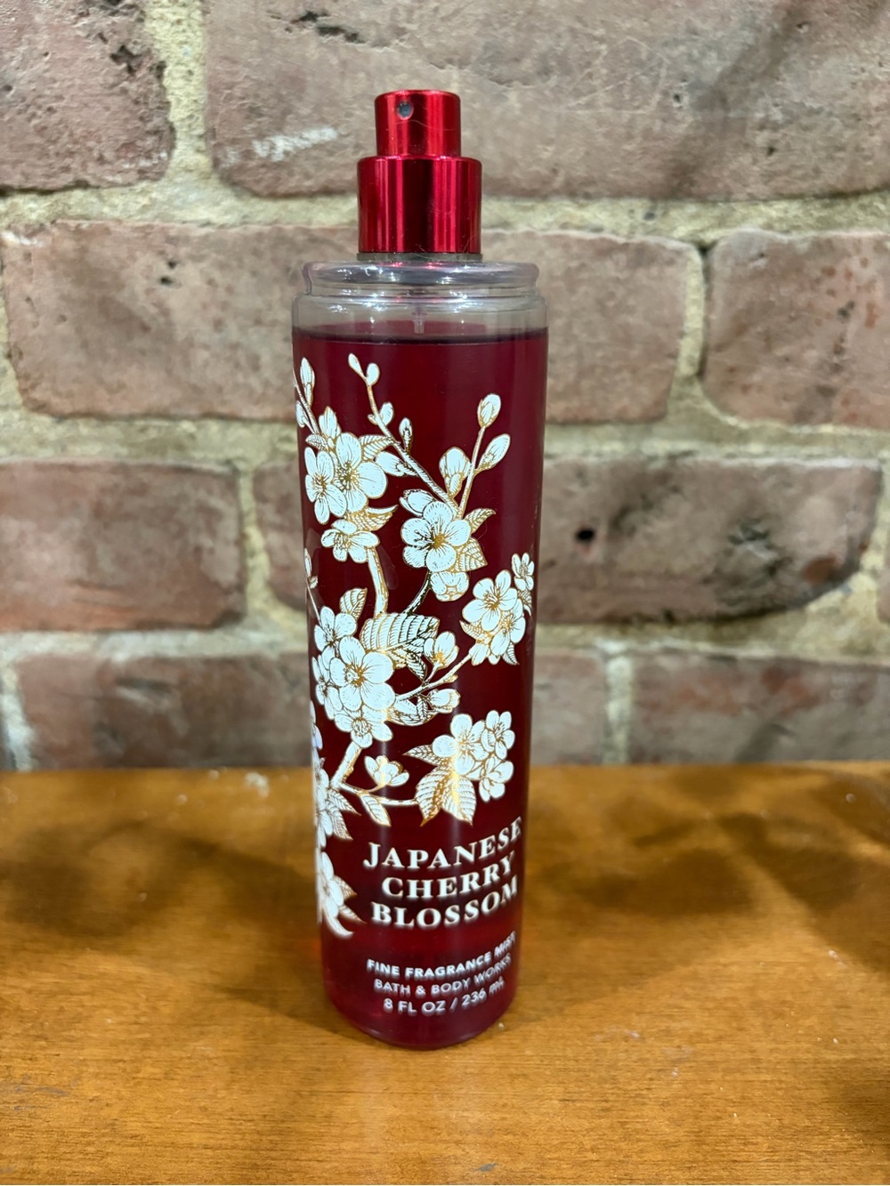 Bath & Body Works Japanese Cherry Blossom Fine Fragrance Mist — 8oz -NEW